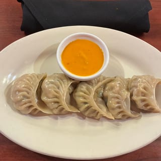 Half Momo-Veg